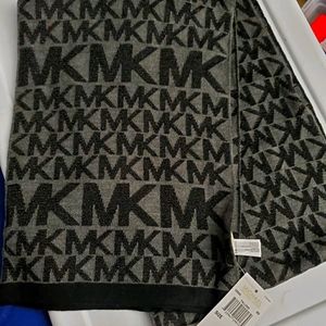Michael Kors scarf